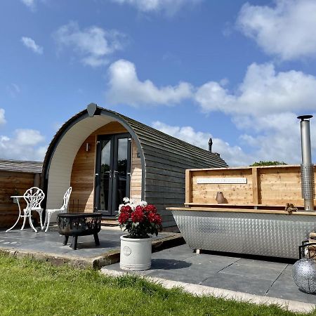 Abbey Farm Luxury Glamping Hotel Rhuddlan Exterior foto