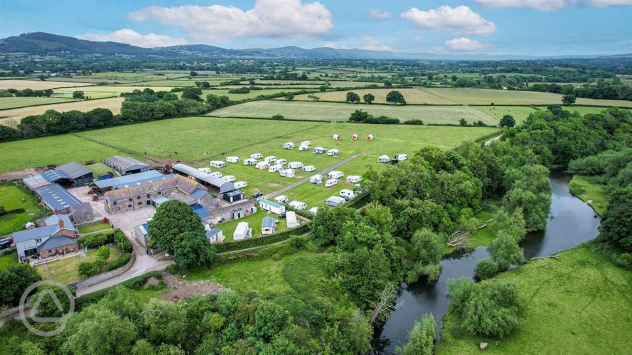 Abbey Farm Luxury Glamping Hotel Rhuddlan Exterior foto